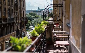 Anker Apartment at Deák Sq.